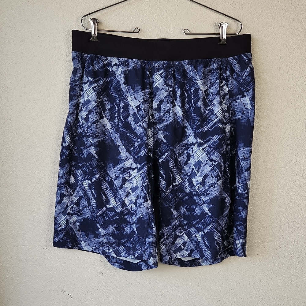 Lululemon Core Shorts Size XL